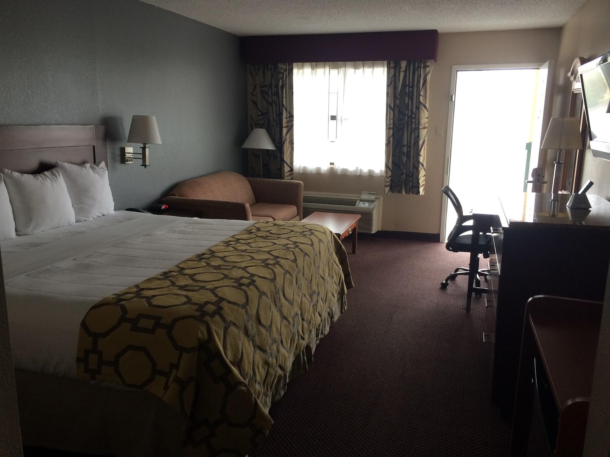 Baymont By Wyndham Terrell Hotel Buitenkant foto