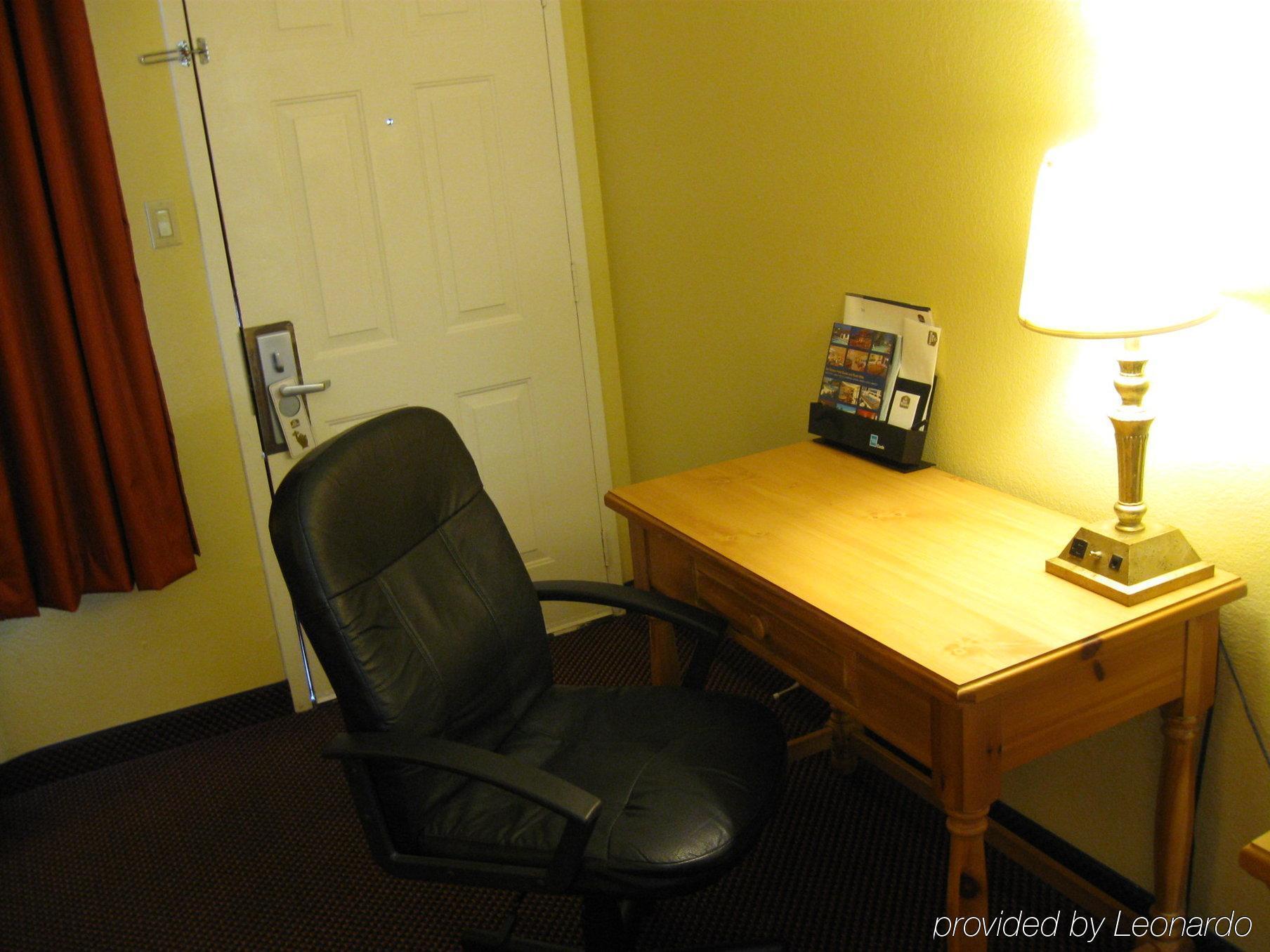 Baymont By Wyndham Terrell Hotel Kamer foto